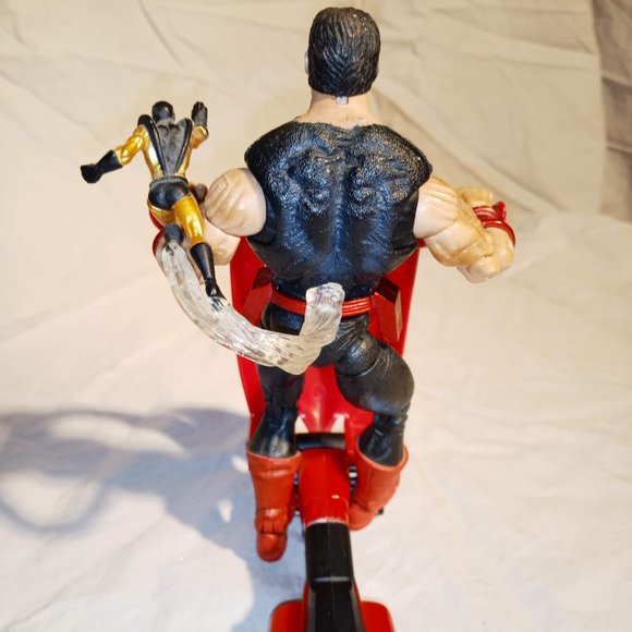 Wonder Man and Yellow Jacket Action Figure - Picture 5 of 11